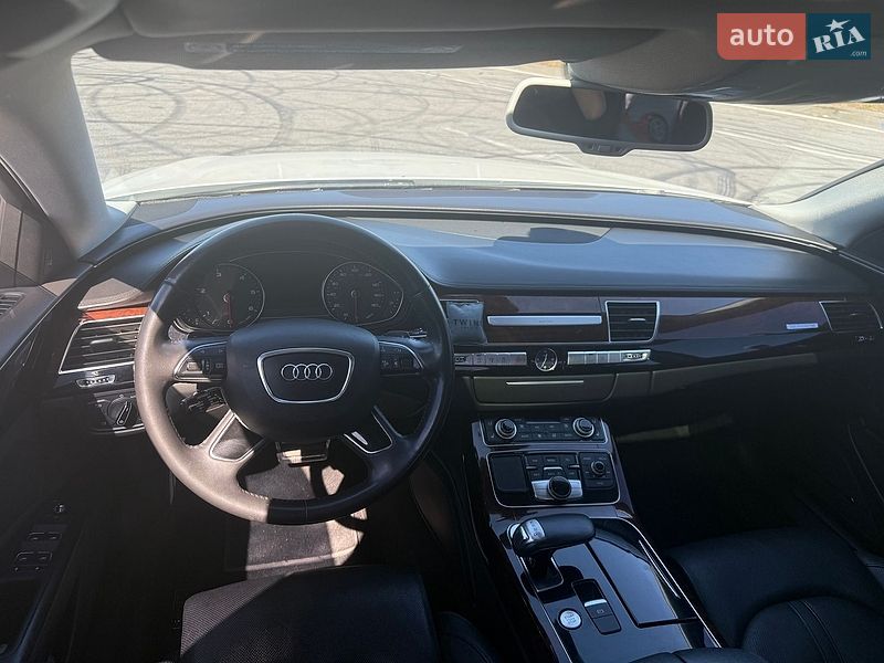 Седан Audi A8 2013 в Києві фото 16 Седан Audi A8 2013 в Києві