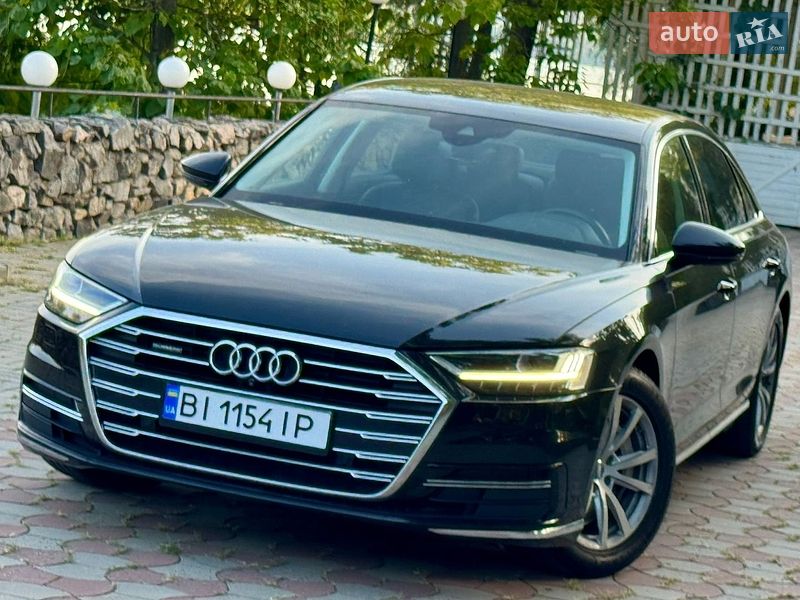 Седан Audi A8 2018 в Днепре