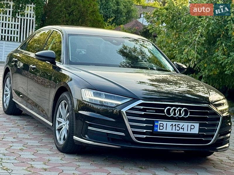 Седан Audi A8 2018 в Дніпрі