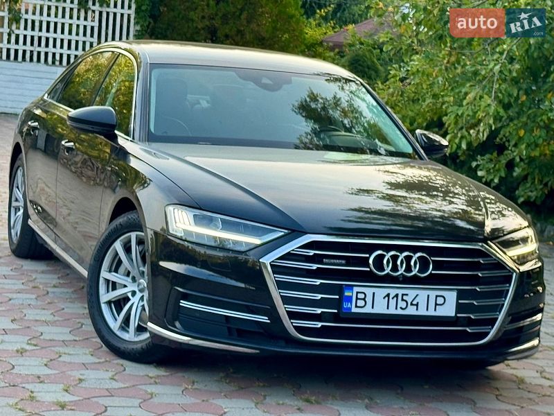 Седан Audi A8 2018 в Днепре