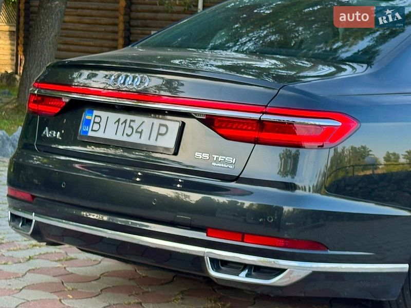 Седан Audi A8 2018 в Днепре
