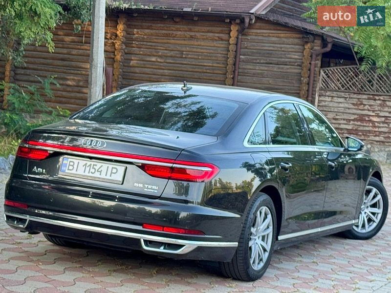 Седан Audi A8 2018 в Днепре