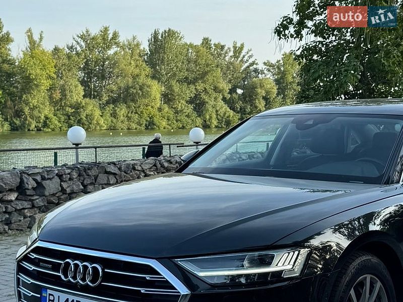 Седан Audi A8 2018 в Днепре