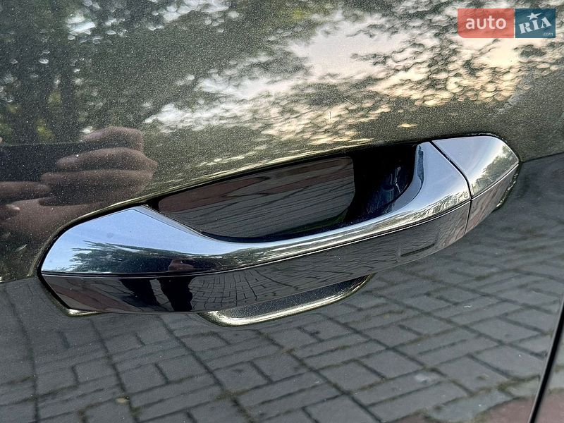 Седан Audi A8 2018 в Днепре