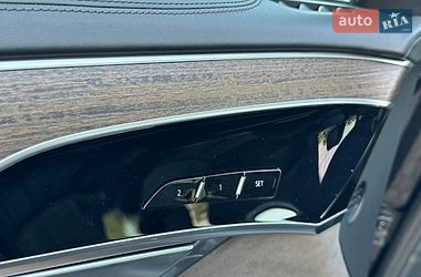 Седан Audi A8 2018 в Днепре
