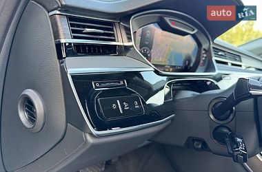 Седан Audi A8 2018 в Дніпрі