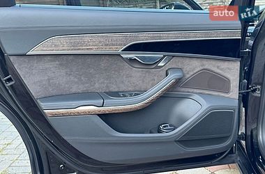 Седан Audi A8 2018 в Дніпрі