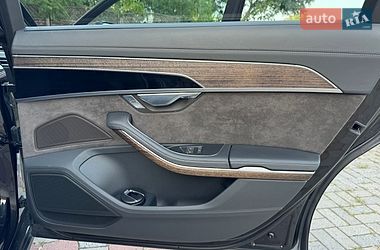Седан Audi A8 2018 в Днепре