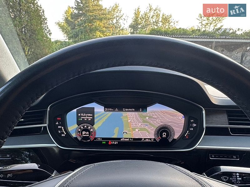 Седан Audi A8 2018 в Днепре