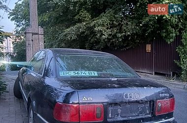 Седан Audi A8 2001 в Львове