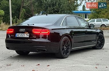 Седан Audi A8 2013 в Днепре
