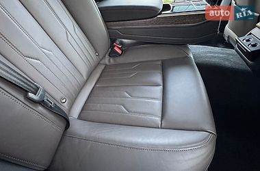 Седан Audi A8 2018 в Дніпрі