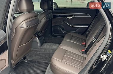 Седан Audi A8 2022 в Івано-Франківську