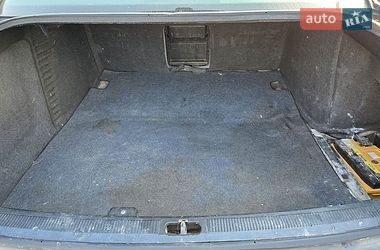 Седан Audi A8 1998 в Краснограді