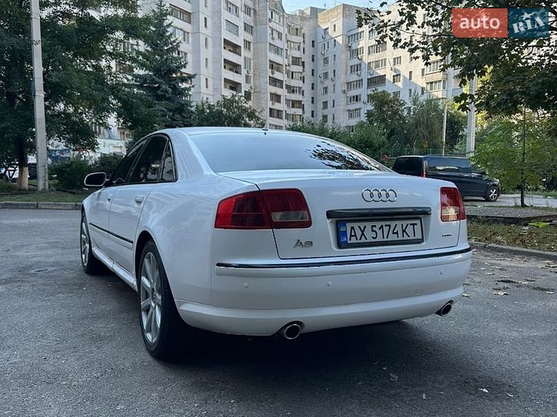 Audi A8 2003