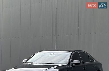 Седан Audi A8 2012 в Киеве