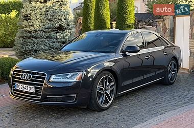 Седан Audi A8 2015 в Львове