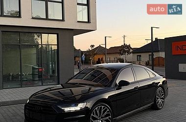 Седан Audi A8 2018 в Києві
