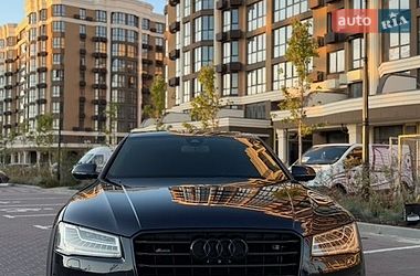 Седан Audi A8 2017 в Києві