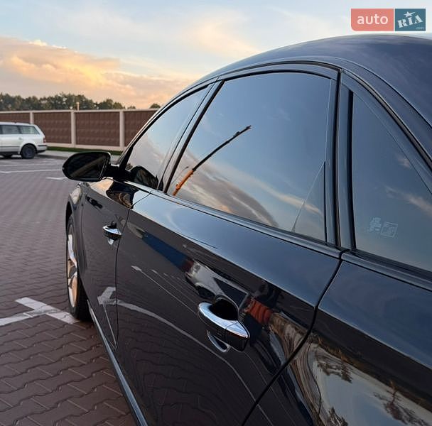 Седан Audi A8 2017 в Києві