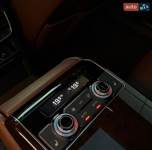 Седан Audi A8 2017 в Києві