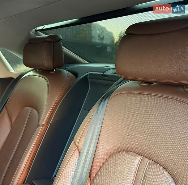 Седан Audi A8 2017 в Києві