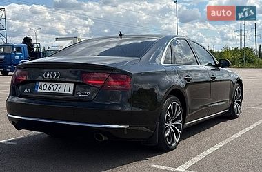 Седан Audi A8 2012 в Рівному