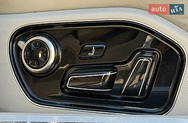 Седан Audi A8 2017 в Киеве