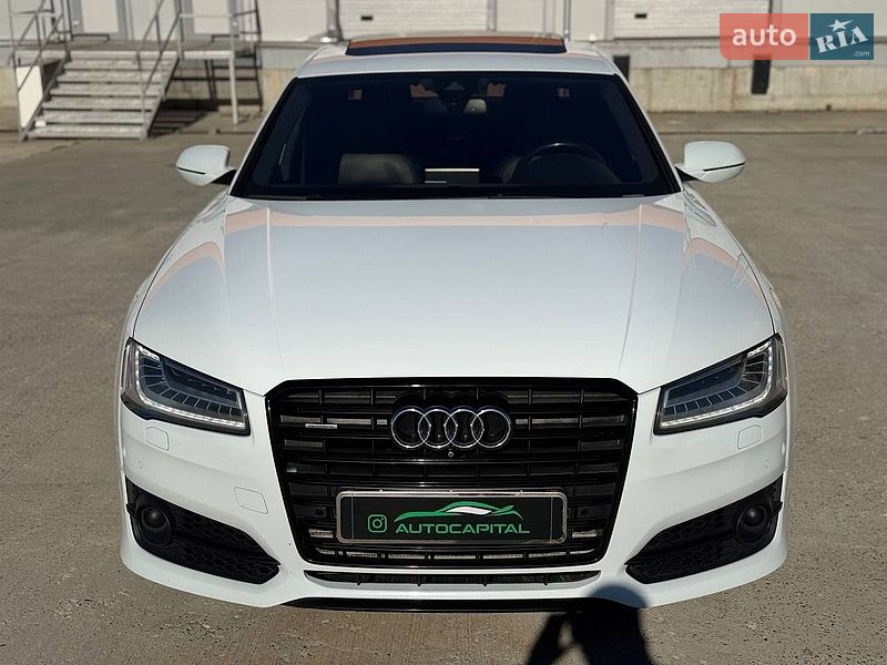 Седан Audi A8 2017 в Києві
