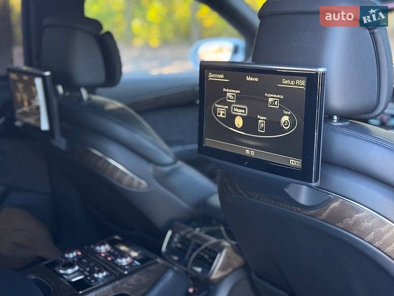 Седан Audi A8 2017 в Києві