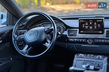 Седан Audi A8 2017 в Києві