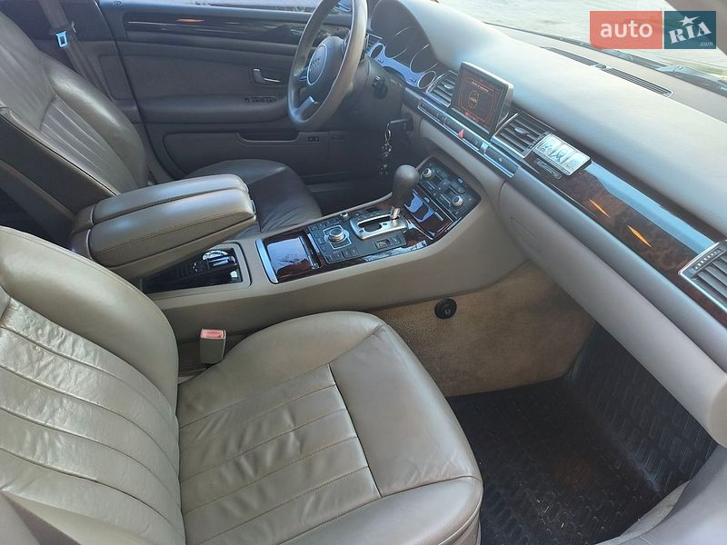 Седан Audi A8 2003 в Запорожье