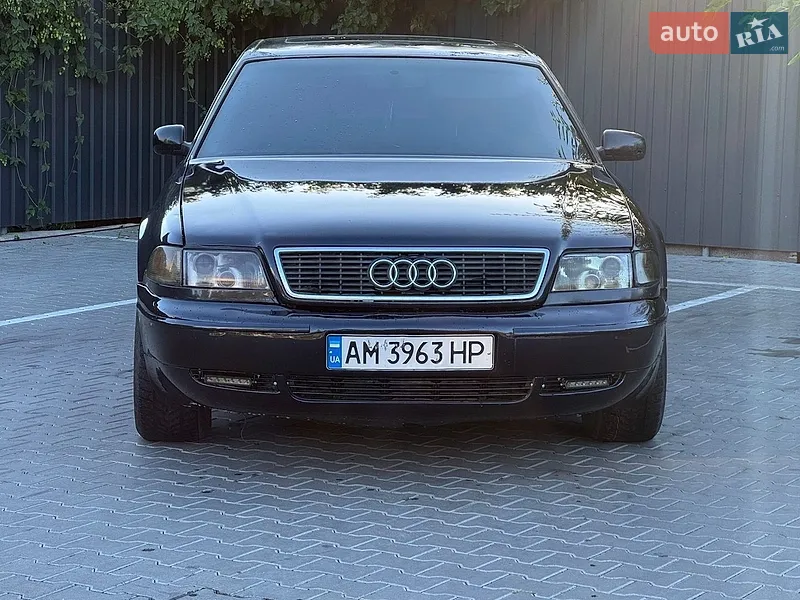 Audi A8 1996