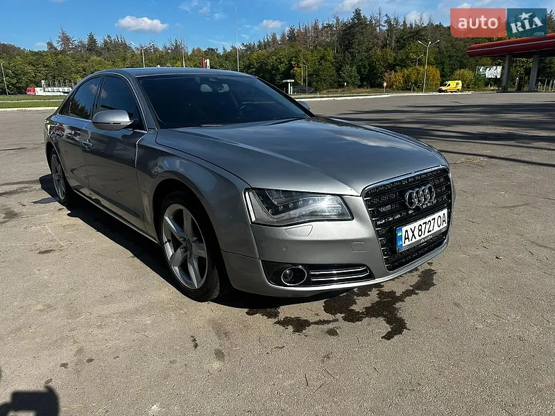 Audi A8 2012