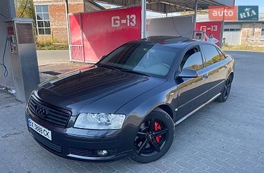 Седан Audi A8 2004 в Калуші