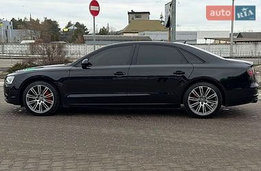 Седан Audi A8 2012 в Павлограді