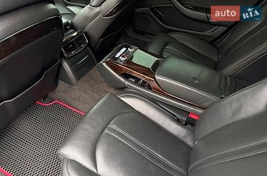 Седан Audi A8 2012 в Павлограді