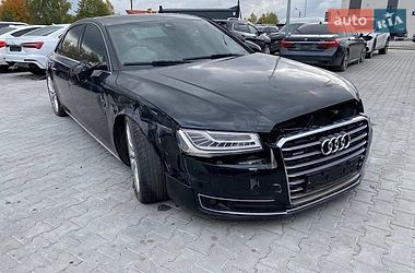 Седан Audi A8 2015 в Львове