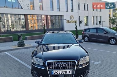 Седан Audi A8 2004 в Рівному