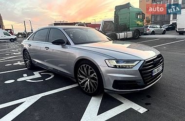 Седан Audi A8 2019 в Рівному