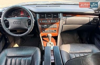 Седан Audi A8 1997 в Киеве