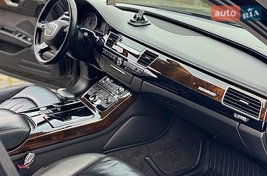 Седан Audi A8 2017 в Житомире