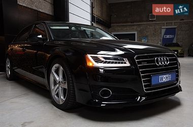 Седан Audi A8 2017 в Луцьку