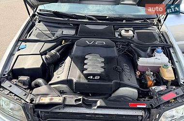 Седан Audi A8 1997 в Києві