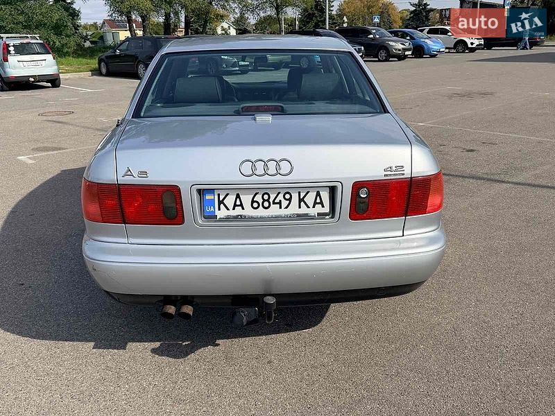 Седан Audi A8 1997 в Києві