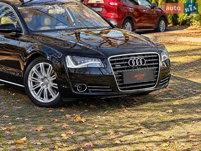 Седан Audi A8 2013 в Харькове