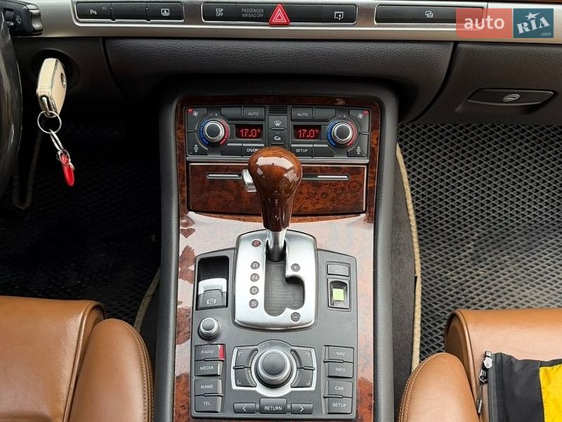 Седан Audi A8 2008 в Жовтих Водах