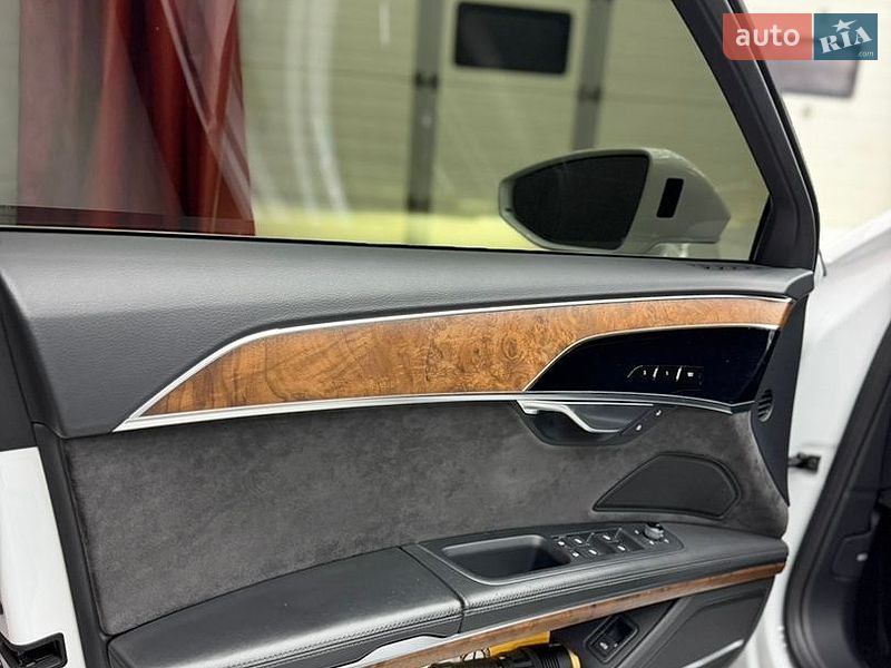 Седан Audi A8 2019 в Одесі фото 40 Седан Audi A8 2019 в Одесі