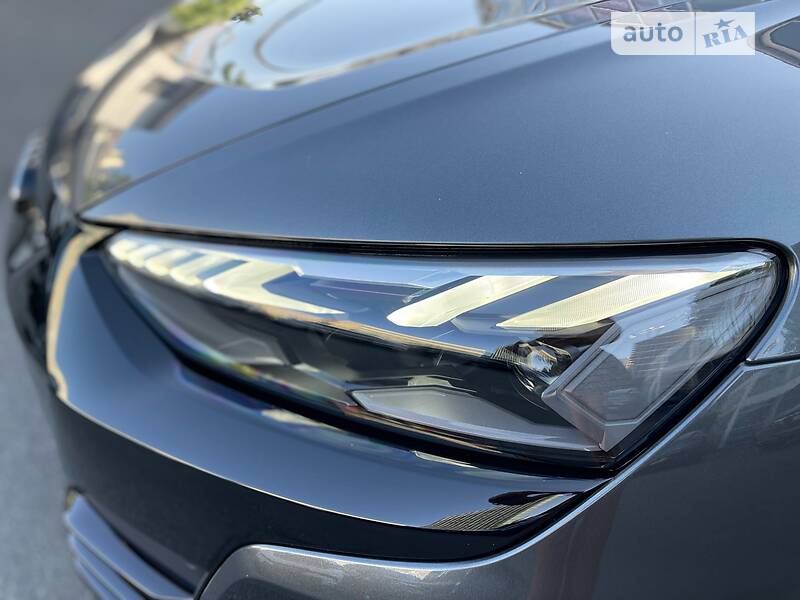 Лифтбек Audi e-tron GT 2022 в Киеве