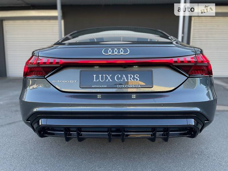 Лифтбек Audi e-tron GT 2022 в Киеве
